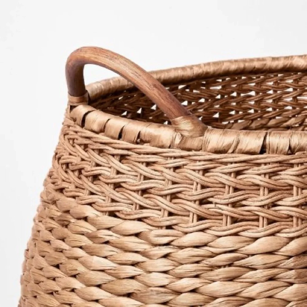 1/ Small Woven Basket with Handles - Threshold  Studio McGee
